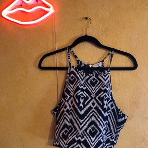 Sleeveless Crop